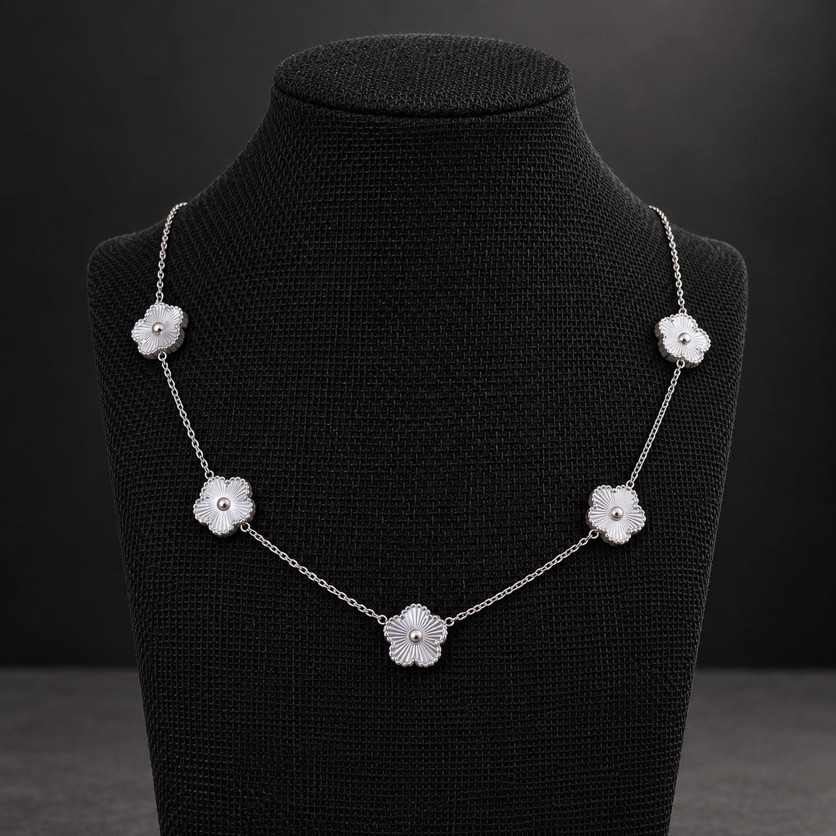 Collier fleurs multi argenté